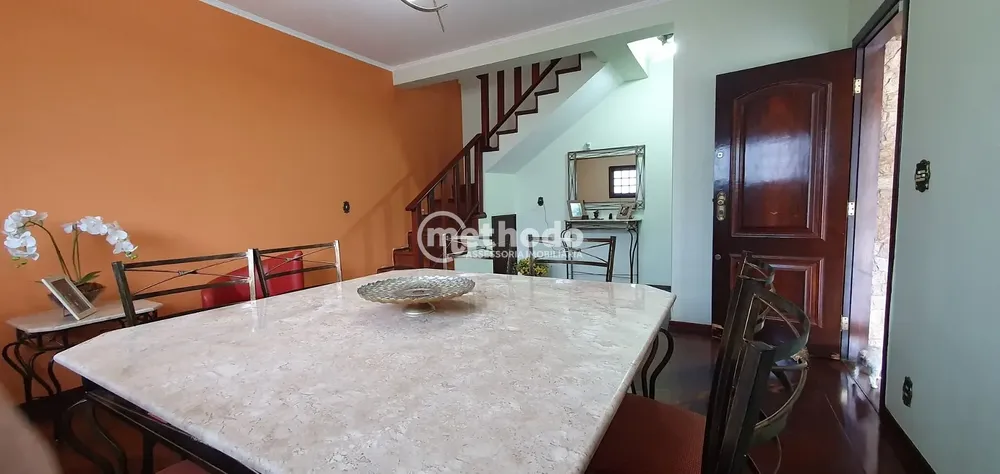 Casa, 3 quartos, 251 m² - Foto 1