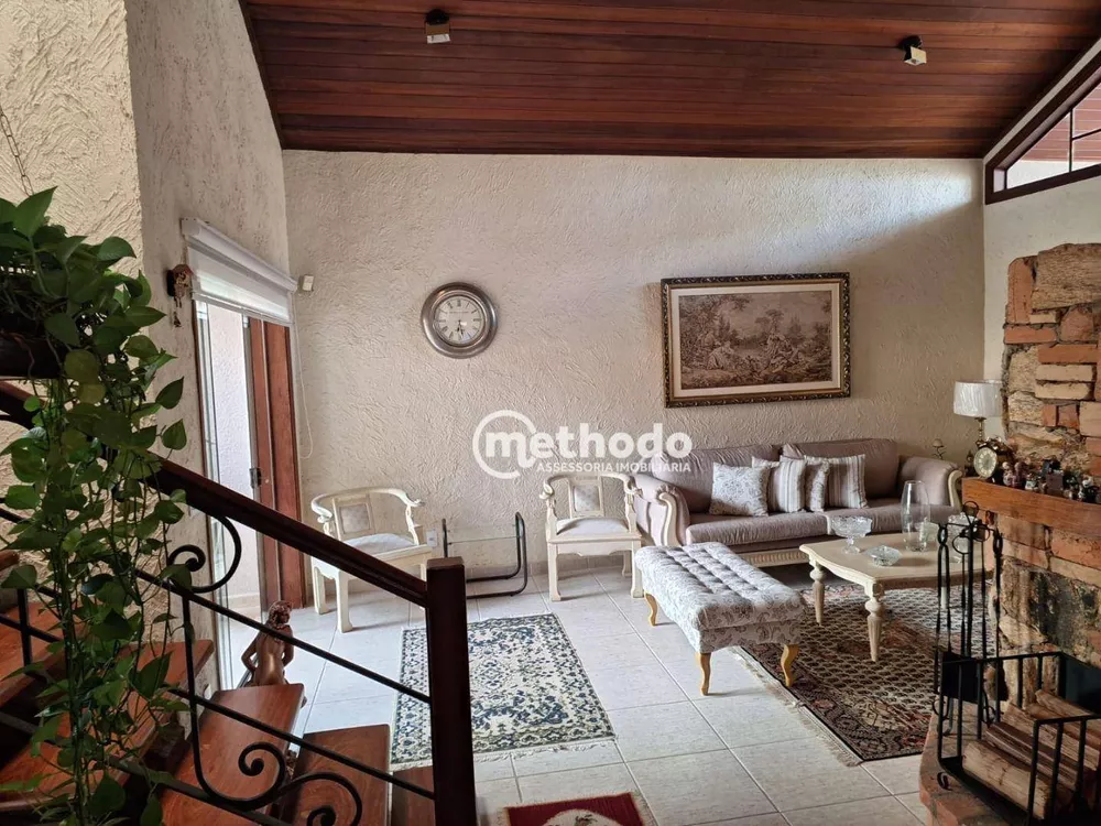 Casa à venda com 3 quartos, 200m² - Foto 2