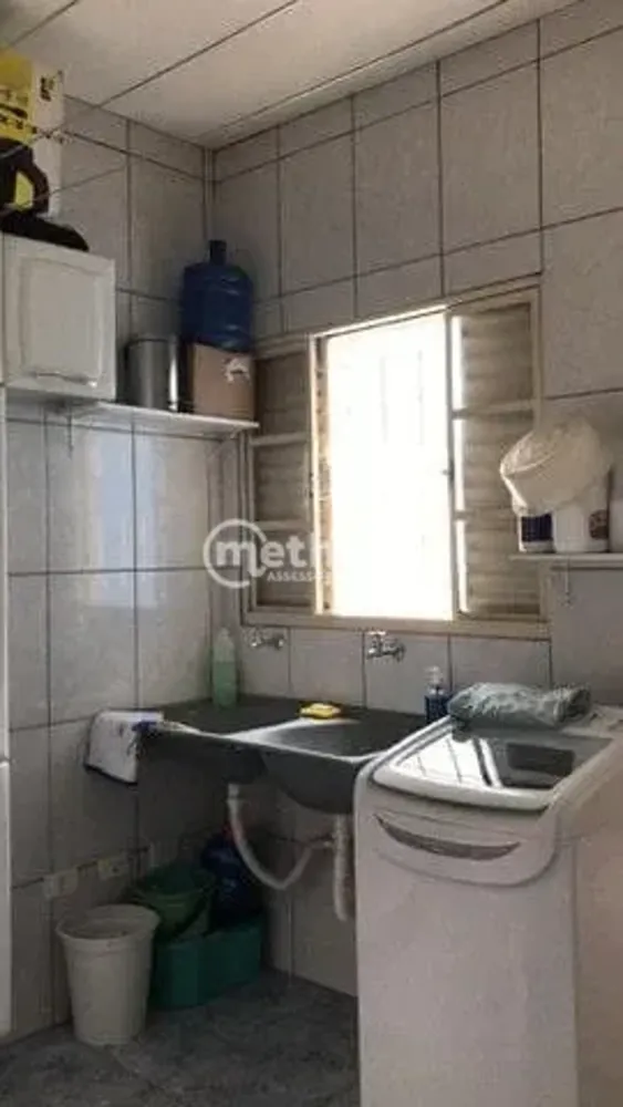 Casa, 5 quartos, 383 m² - Foto 2