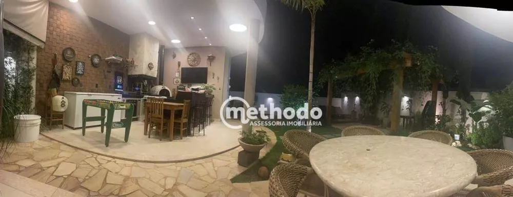 Casa de Condomínio à venda com 3 quartos, 243m² - Foto 3