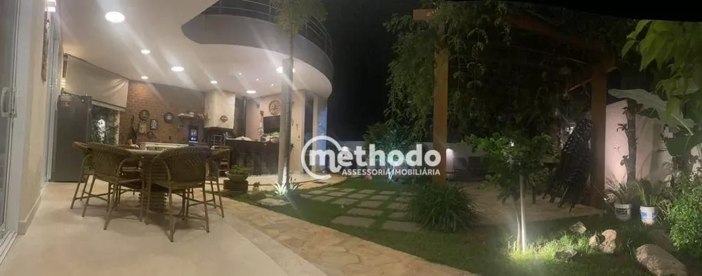 Casa de Condomínio à venda com 3 quartos, 243m² - Foto 4