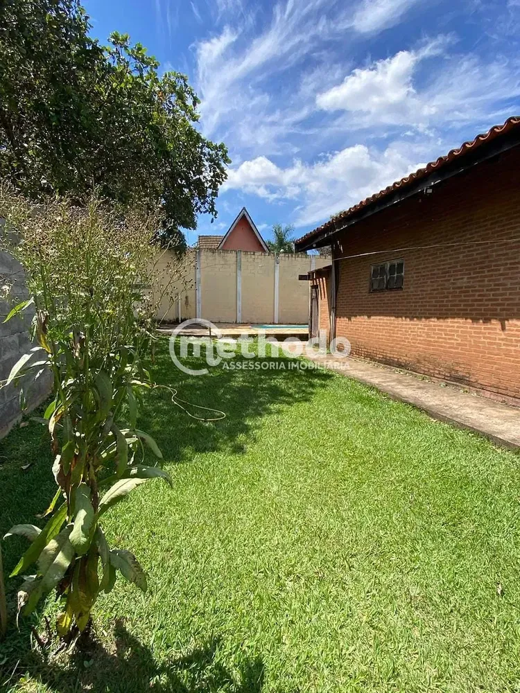 Chácara, 3 quartos, 1287 m² - Foto 2