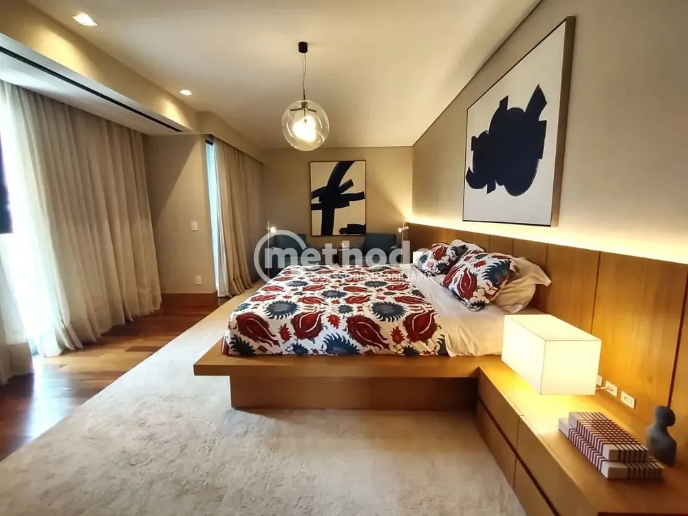 Casa, 3 quartos, 329 m² - Foto 1