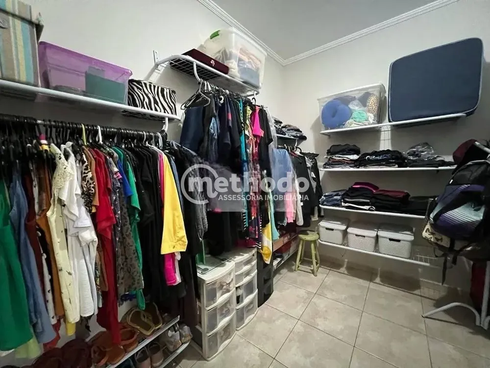 Casa, 3 quartos, 250 m² - Foto 4