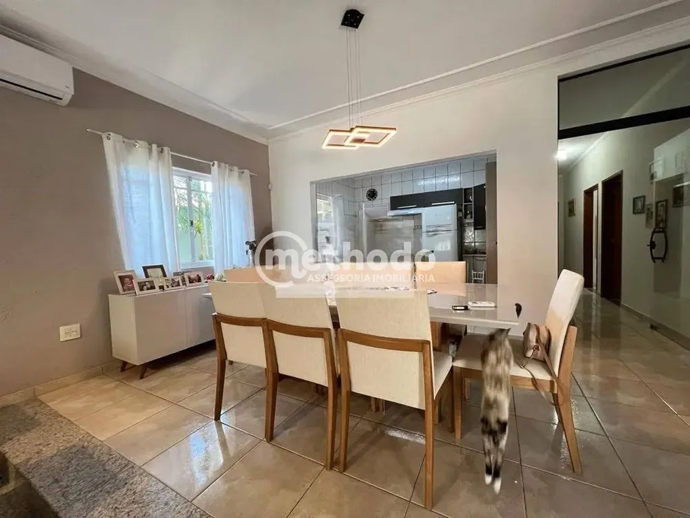 Casa, 3 quartos, 250 m² - Foto 1