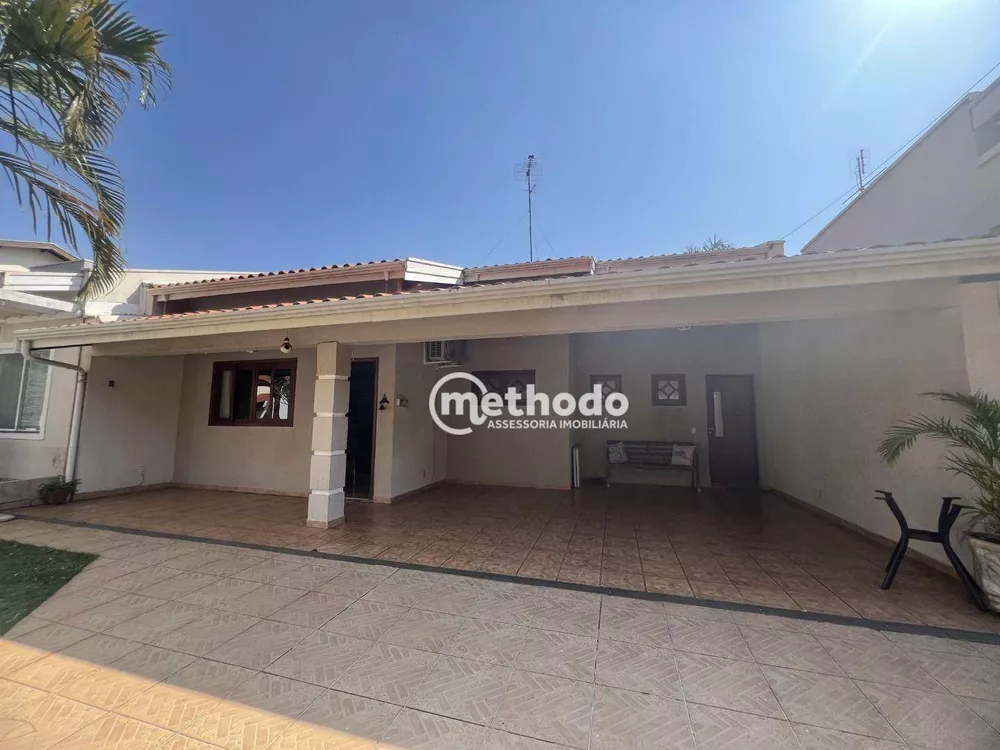 Casa de Condomínio à venda com 3 quartos, 180m² - Foto 1