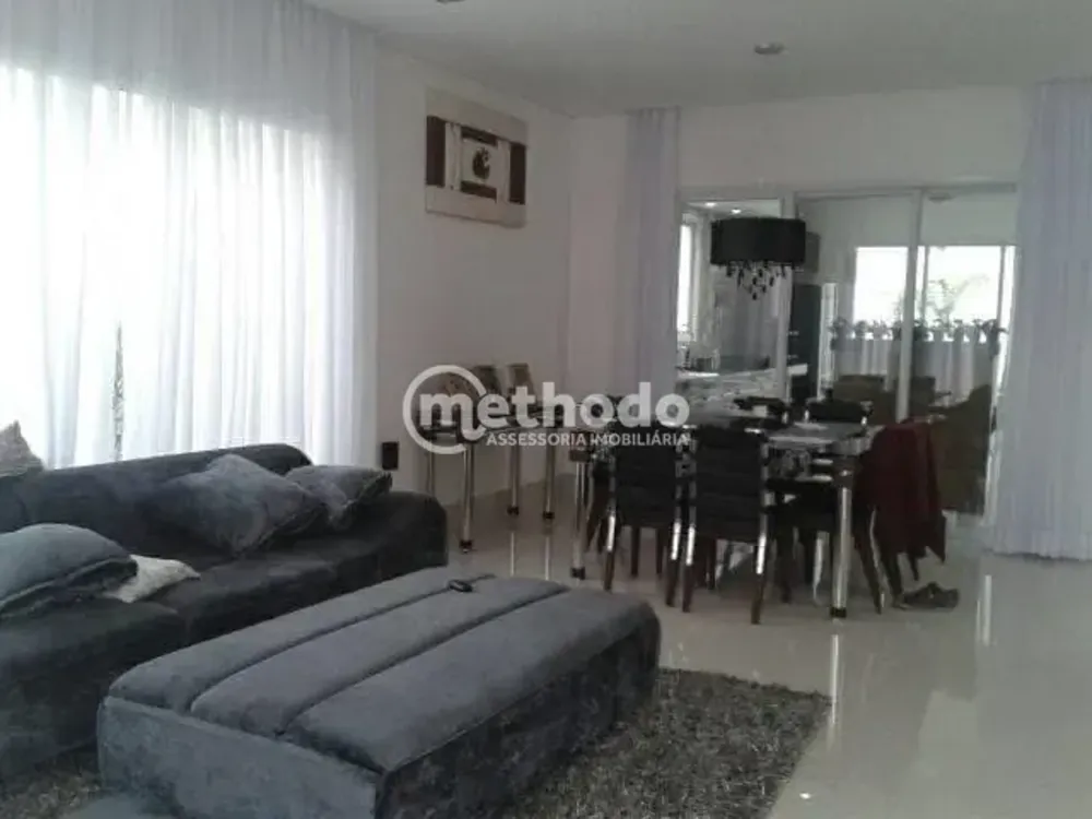 Casa, 3 quartos, 240 m² - Foto 2