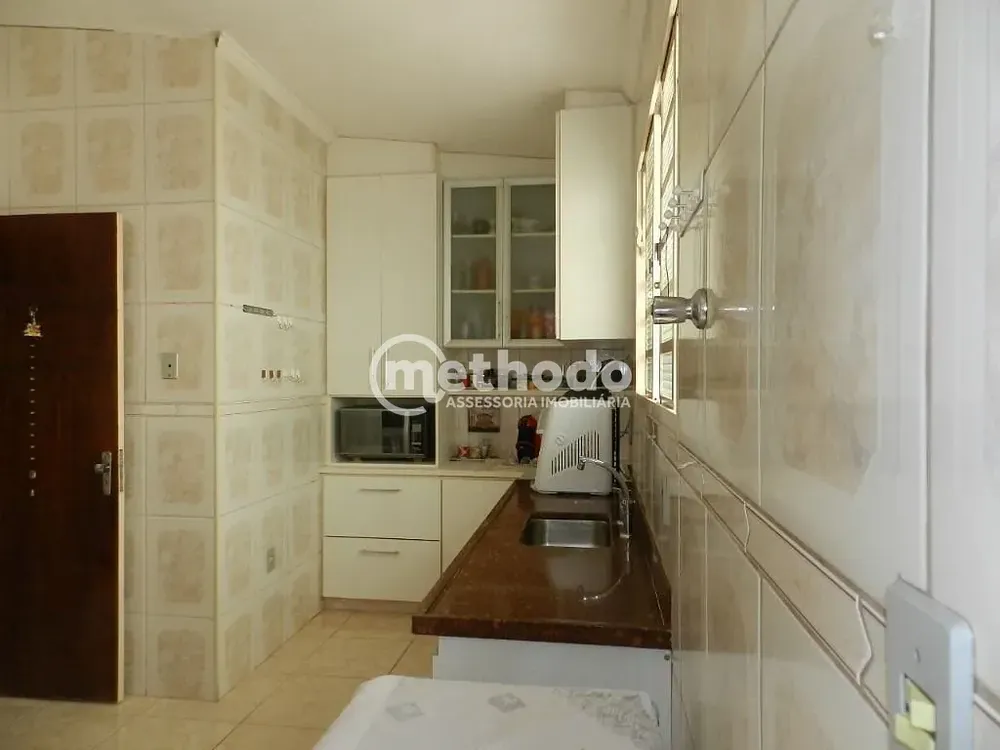 Casa, 4 quartos, 290 m² - Foto 2