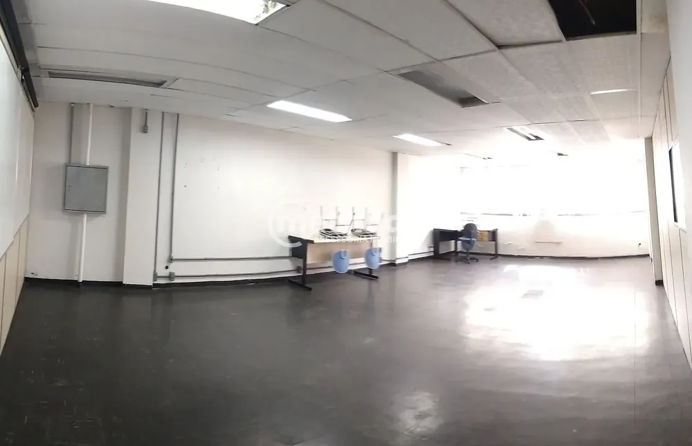 Sala-Conjunto, 1200 m² - Foto 2