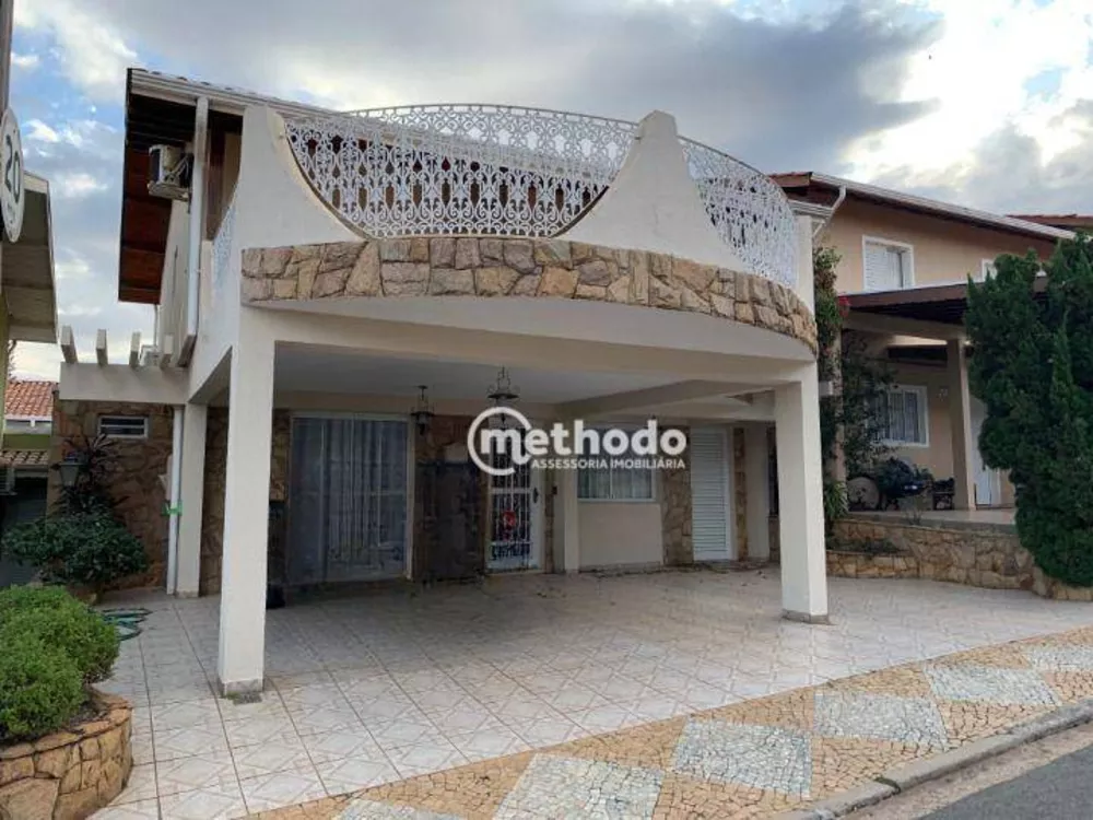 Casa de Condomínio à venda com 3 quartos, 231m² - Foto 1