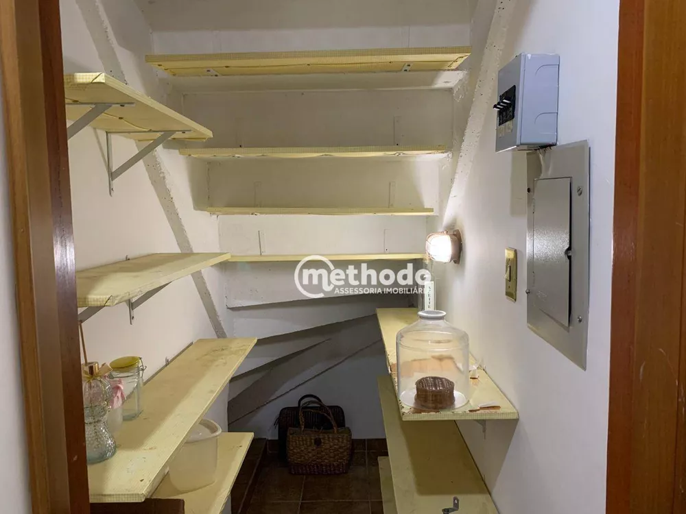 Casa de Condomínio à venda com 3 quartos, 231m² - Foto 3