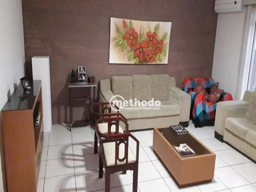 Casa à venda com 3 quartos, 145m² - Foto 1