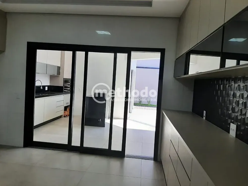 Casa, 3 quartos, 206 m² - Foto 2