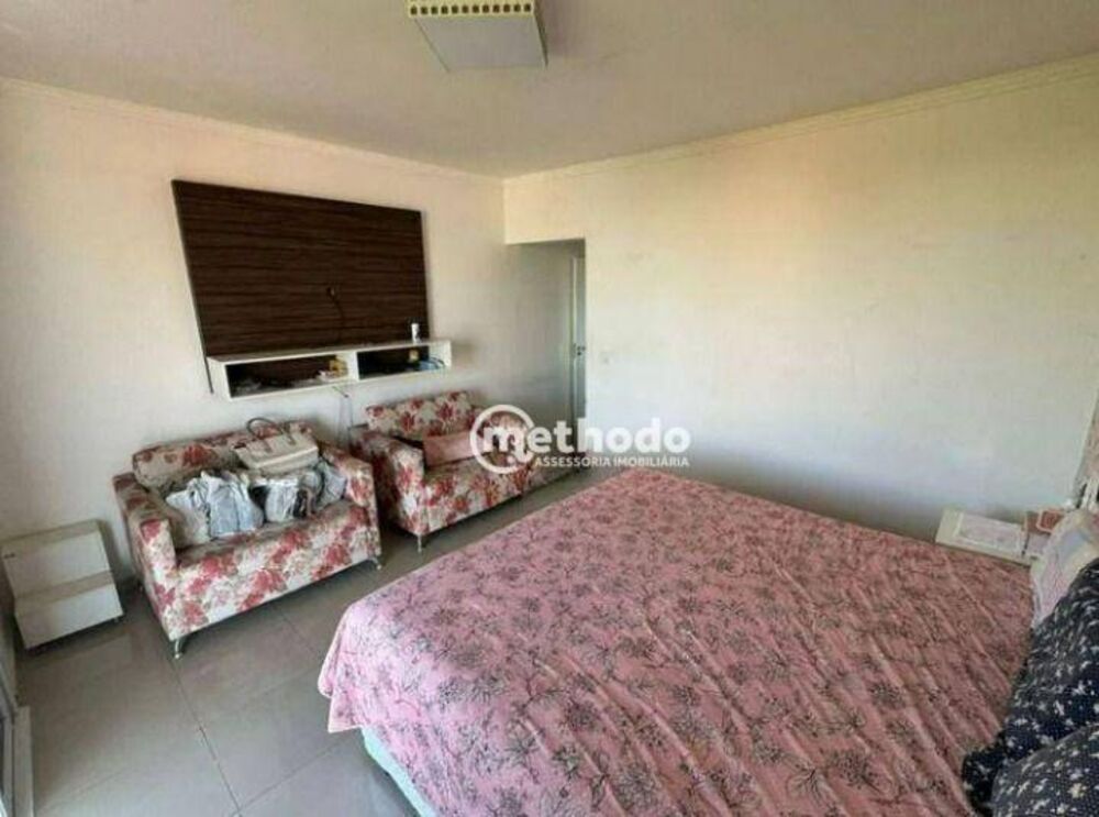 Casa à venda com 3 quartos, 250m² - Foto 11