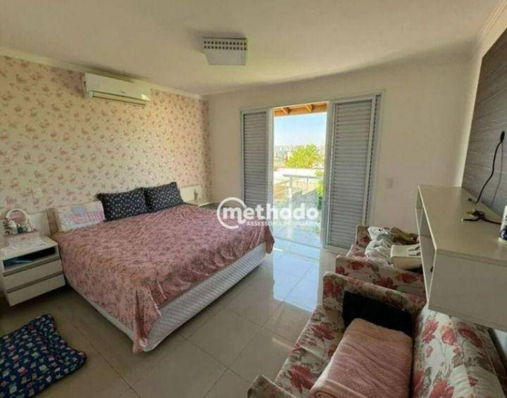 Casa à venda com 3 quartos, 250m² - Foto 10