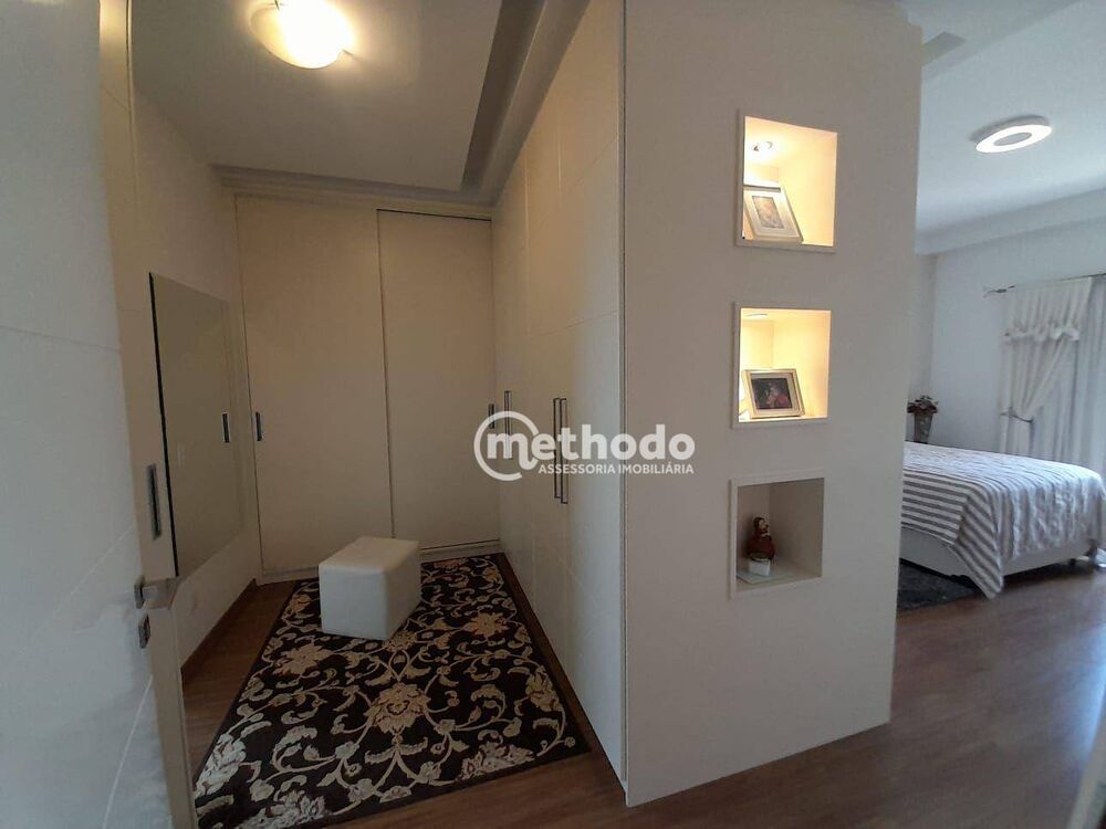 Casa de Condomínio para alugar com 6 quartos, 412m² - Foto 4
