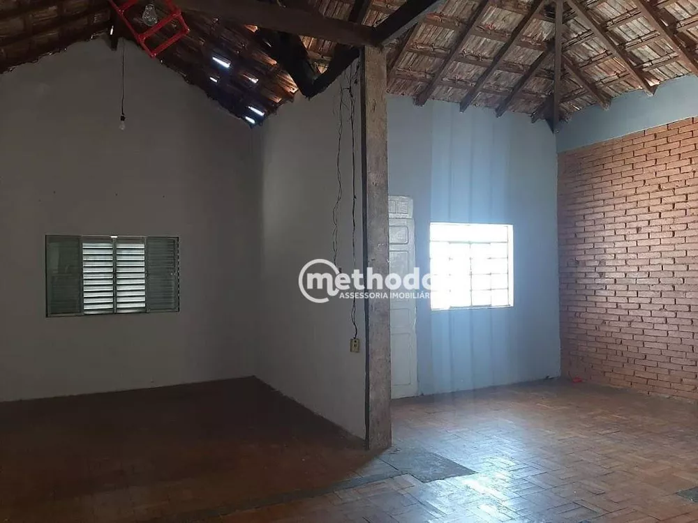 Casa à venda com 1 quarto, 120m² - Foto 3