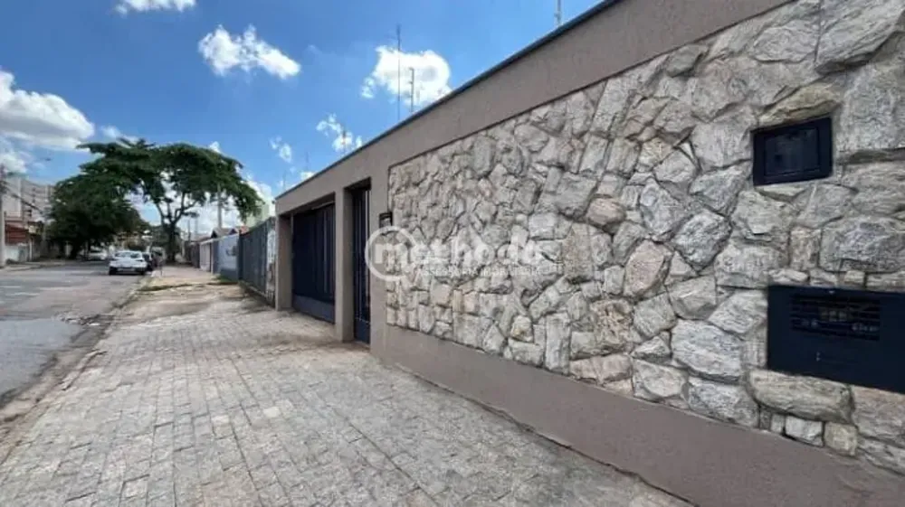 Casa, 4 quartos, 219 m² - Foto 4