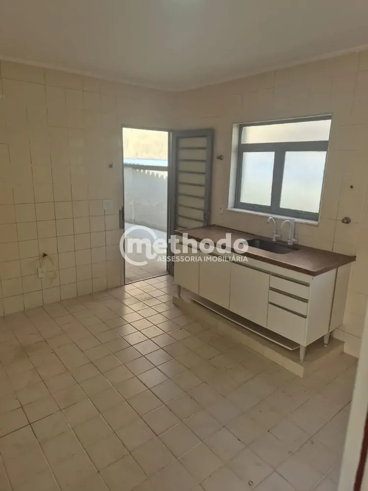 Casa, 1 quarto, 238 m² - Foto 1