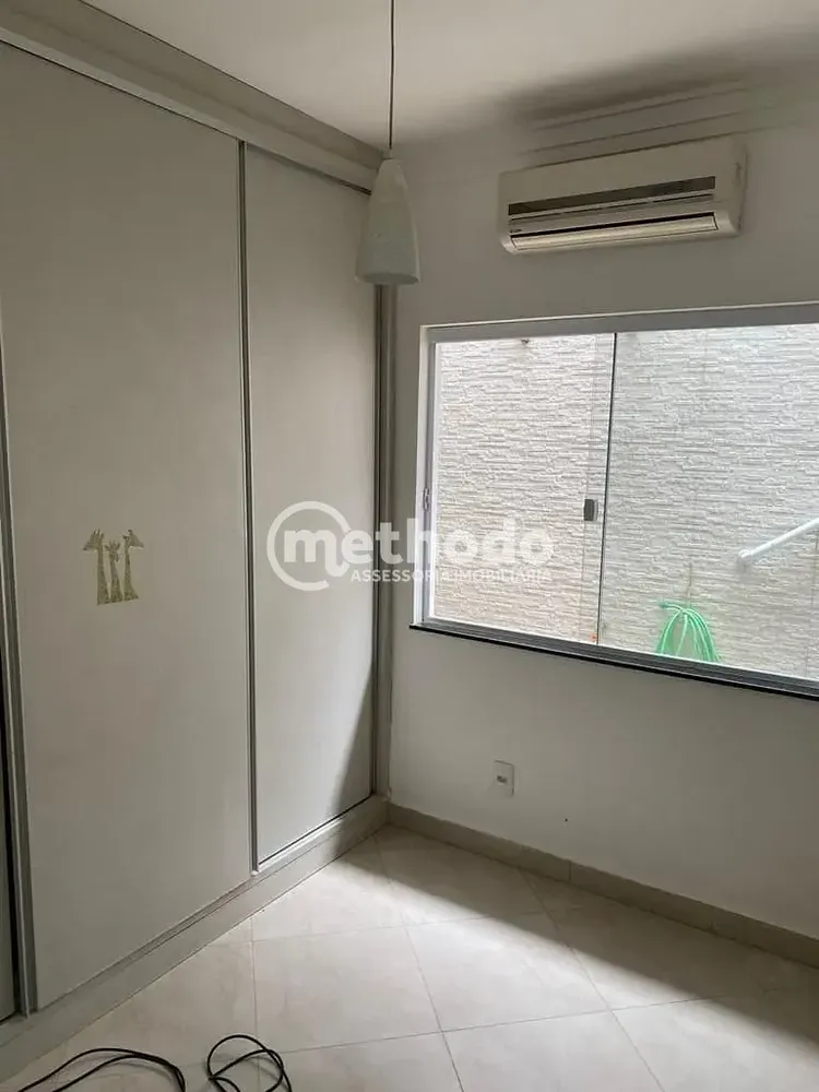 Casa, 3 quartos, 209 m² - Foto 1