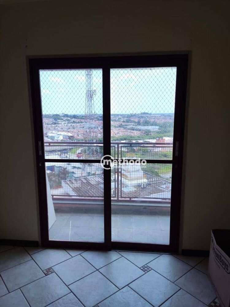 Apartamento à venda com 3 quartos, 72m² - Foto 1