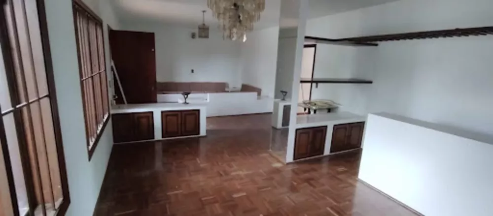 Casa à venda com 3 quartos, 196m² - Foto 3