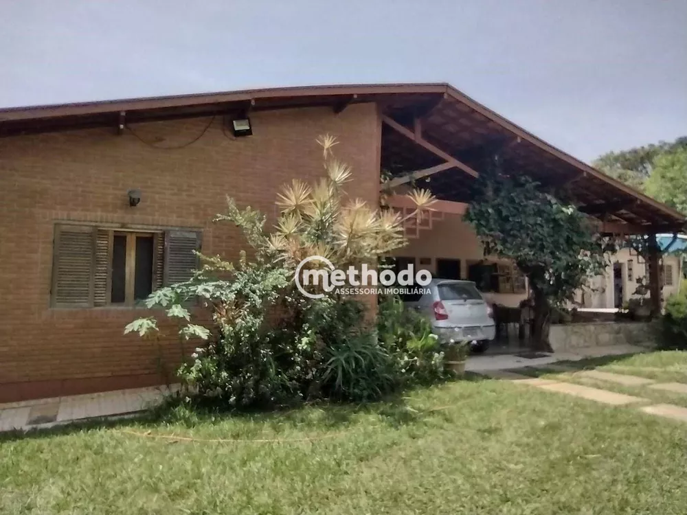 Chácara à venda com 2 quartos, 185m² - Foto 1