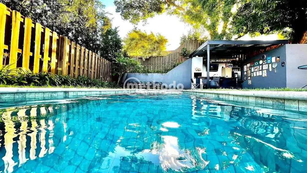 Casa, 3 quartos, 220 m² - Foto 2