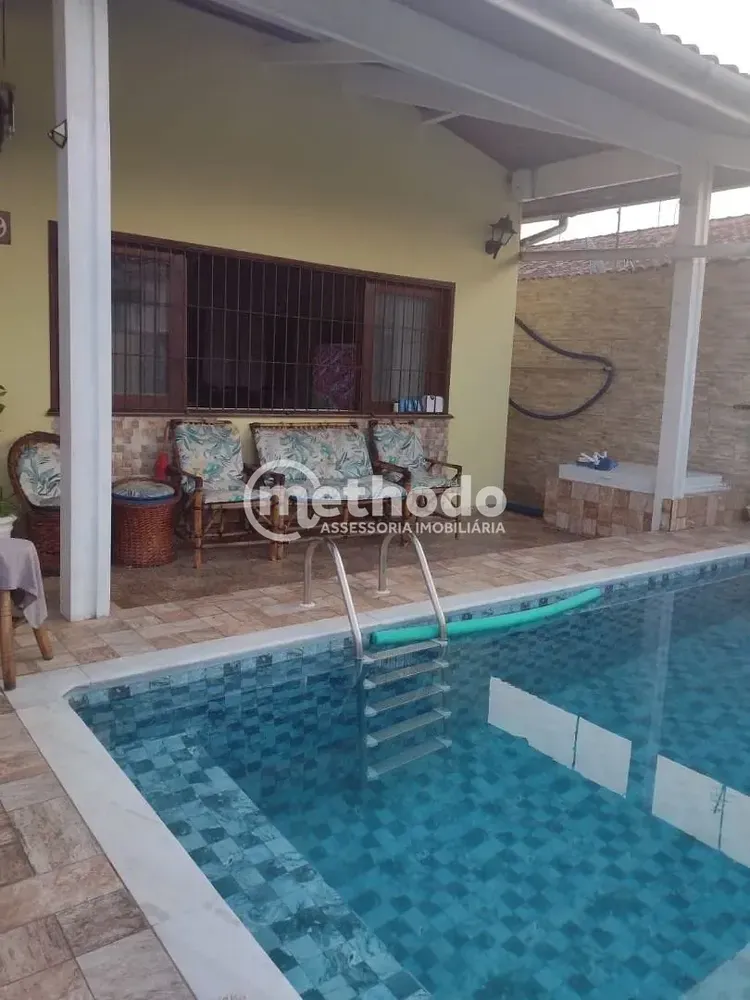 Casa, 3 quartos, 204 m² - Foto 1