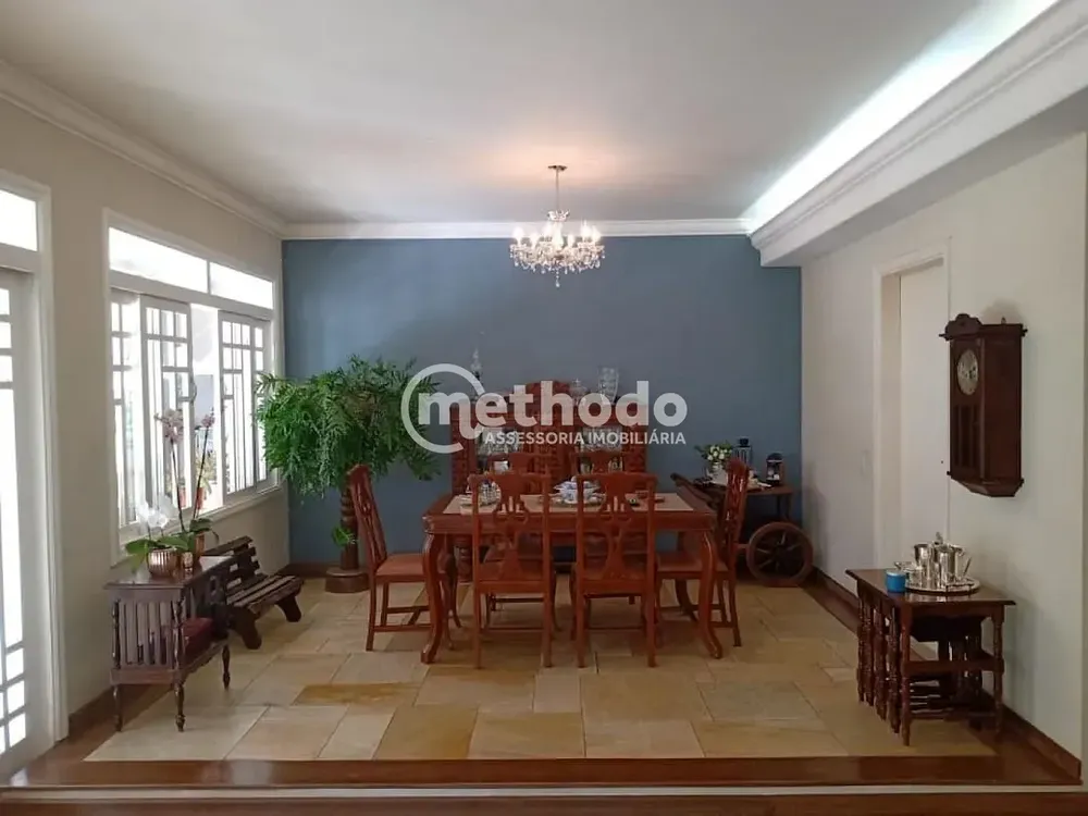 Casa, 5 quartos, 472 m² - Foto 1