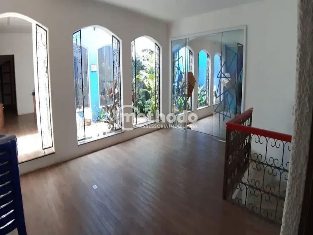 Casa, 5 quartos, 600 m² - Foto 1