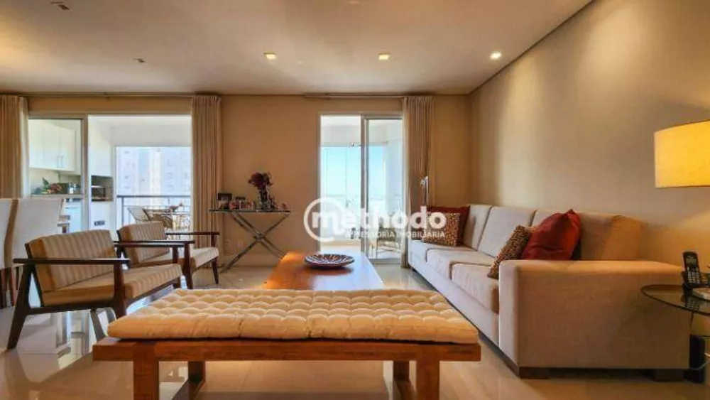 Apartamento à venda com 3 quartos, 134m² - Foto 1