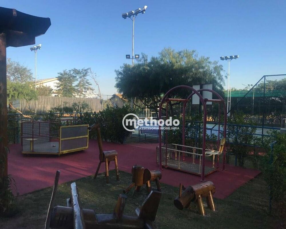 Casa de Condomínio à venda com 3 quartos, 250m² - Foto 8