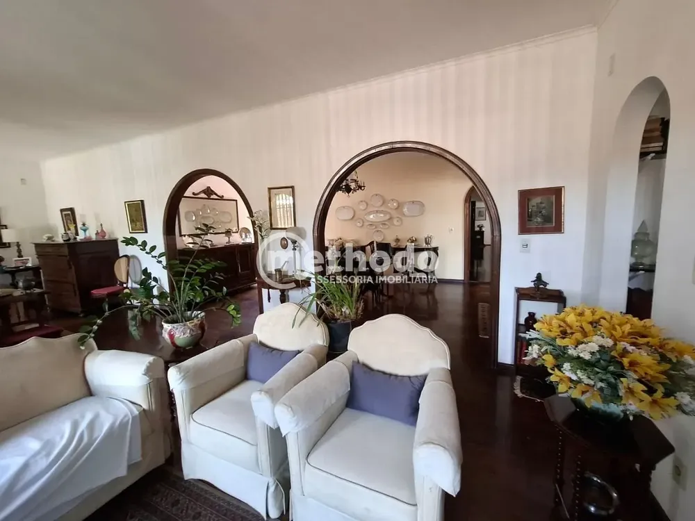Casa, 4 quartos, 241 m² - Foto 2