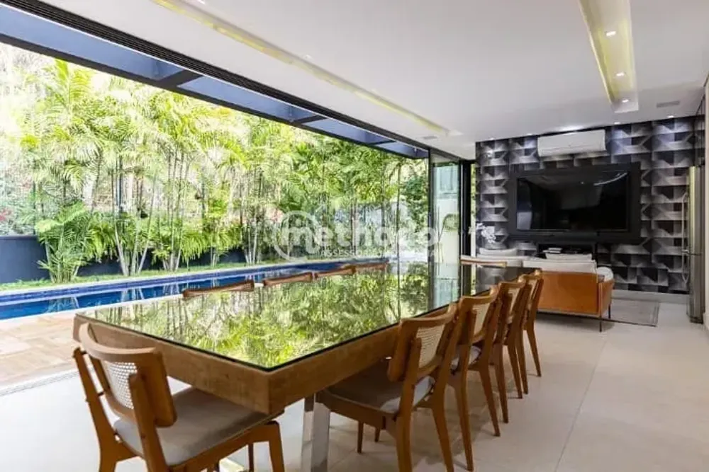Casa, 4 quartos, 512 m² - Foto 1