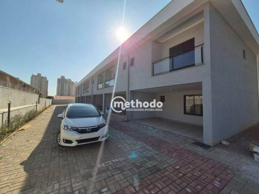 Casa à venda com 3 quartos, 105m² - Foto 2