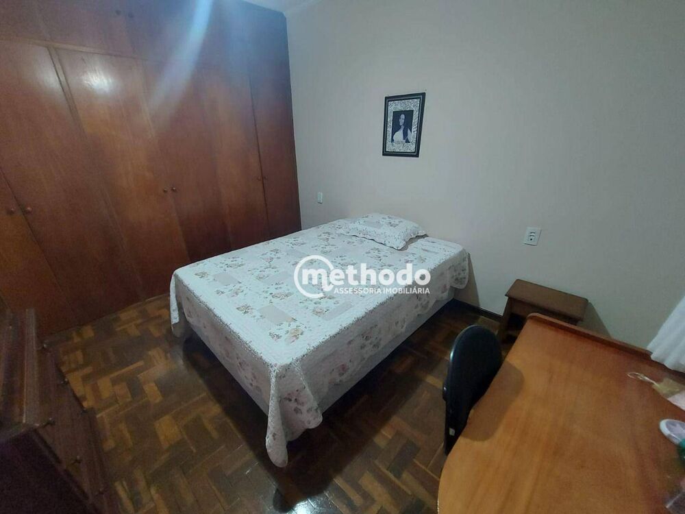 Casa à venda com 3 quartos, 213m² - Foto 7