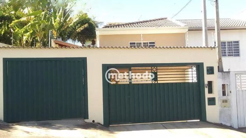 Casa à venda com 3 quartos, 126m² - Foto 1