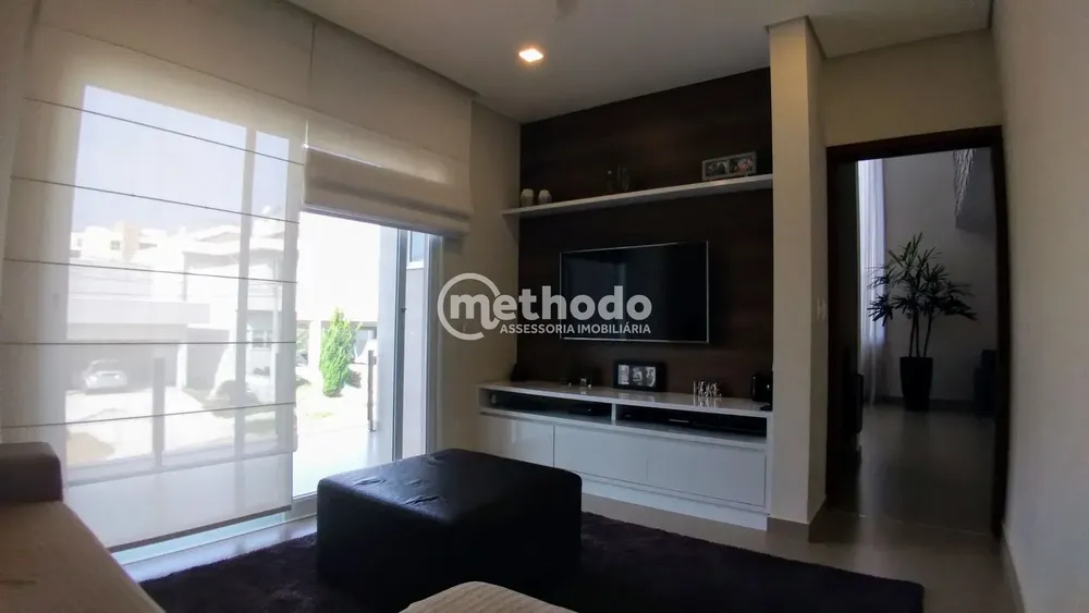 Casa, 4 quartos, 330 m² - Foto 1