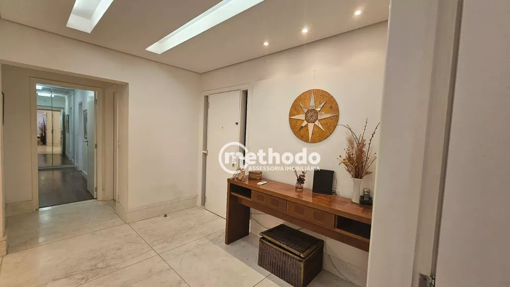 Apartamento à venda com 3 quartos, 210m² - Foto 3