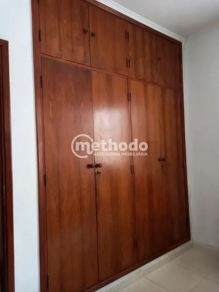 Casa, 3 quartos, 245 m² - Foto 1