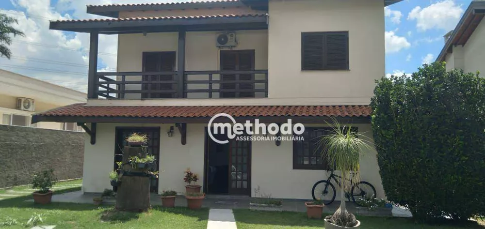 Casa de Condomínio à venda com 3 quartos, 280m² - Foto 2