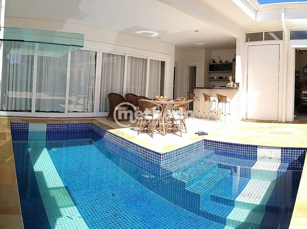 Casa, 4 quartos, 360 m² - Foto 1