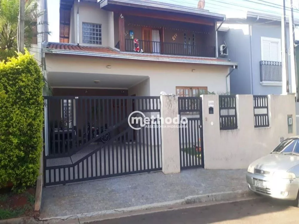 Casa à venda com 3 quartos, 217m² - Foto 2