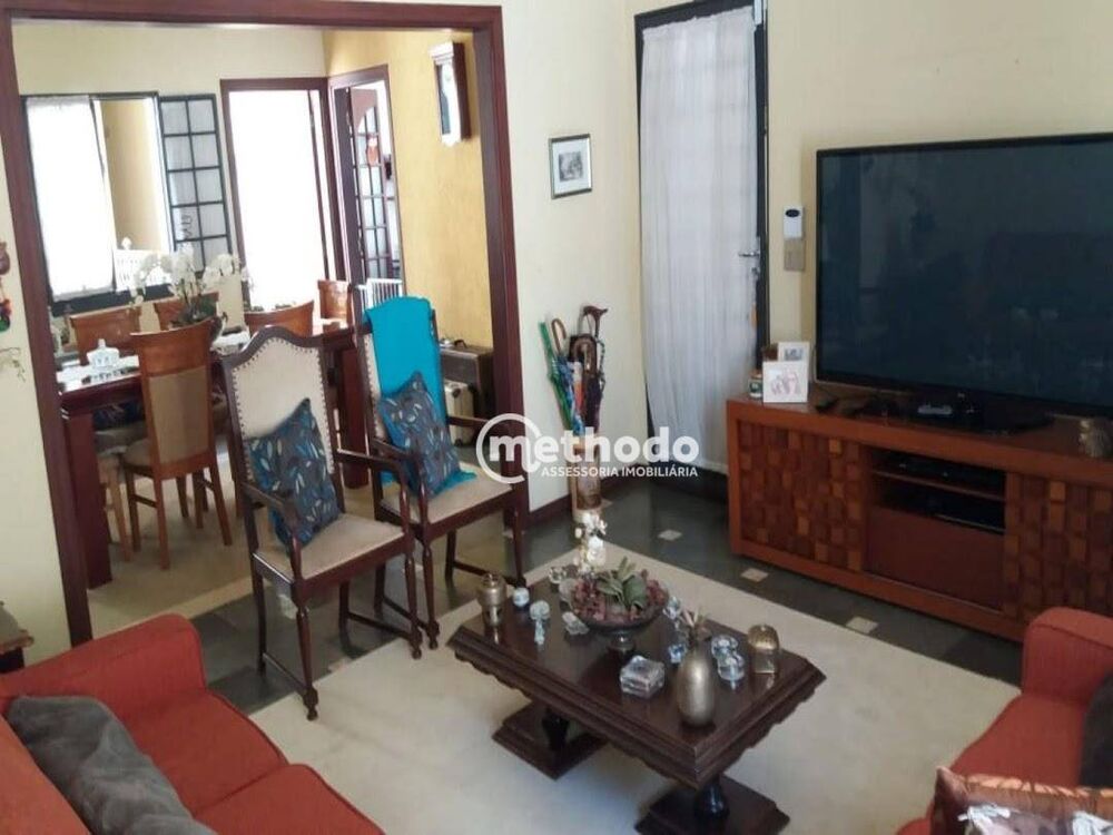 Casa à venda com 4 quartos, 330m² - Foto 3