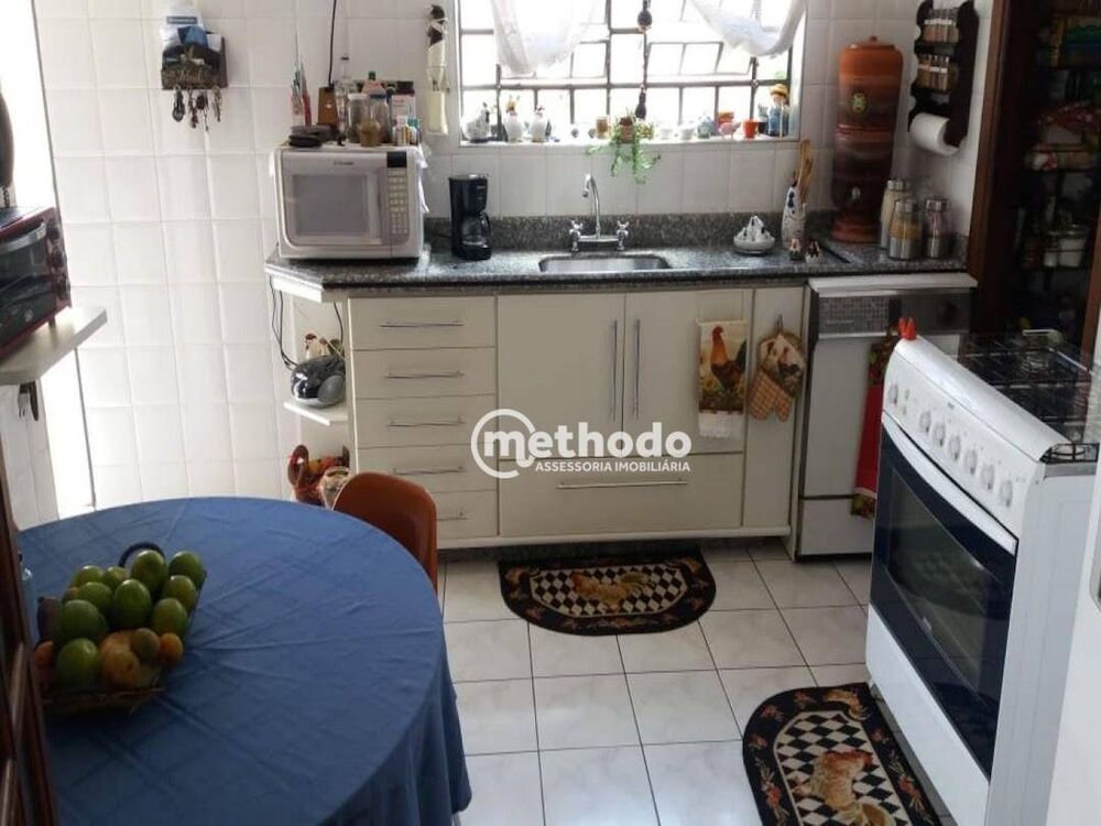 Casa à venda com 4 quartos, 330m² - Foto 11