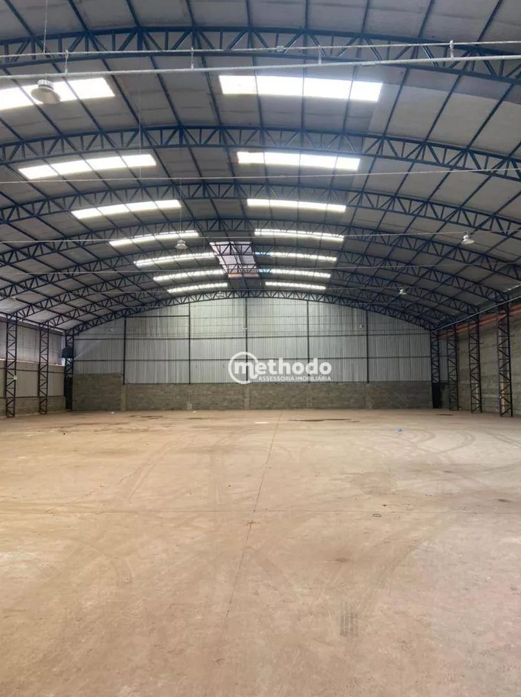 Depósito-Galpão-Armazém para alugar, 1650m² - Foto 1