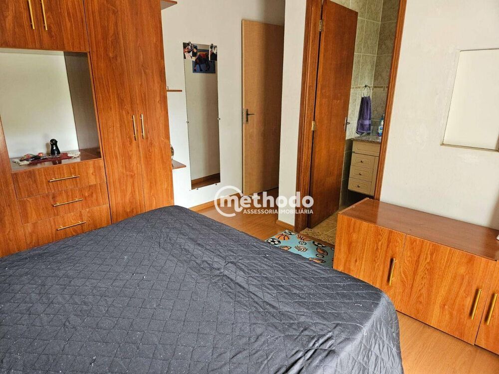 Casa à venda com 4 quartos, 280m² - Foto 2