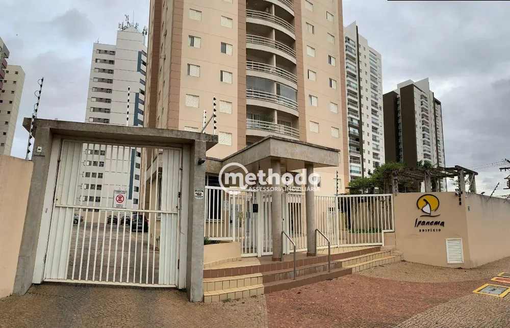 Apartamento à venda com 3 quartos, 79m² - Foto 1