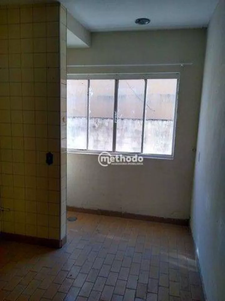 Apartamento à venda com 2 quartos, 70m² - Foto 2